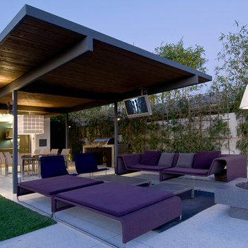 Hopen Place Hollywood Hills luxury home modern backyard terrace