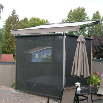Hot tub cover and privacy screens