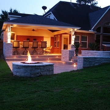 Houston covered patio with fire pit & nightlighting