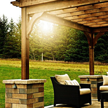 Hubertus Outdoor Patio and Living Area