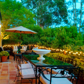 Indoor / outdoor living