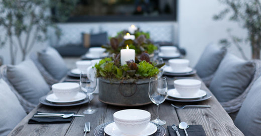Set a Gorgeous Seasonal Party Table Outdoors