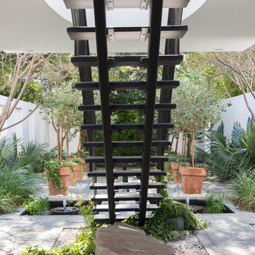 Isle of Palms Residence - Courtyard Garden