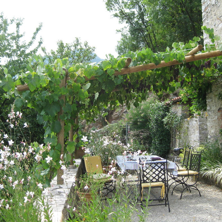 Italian Style Patio Photos & Ideas Houzz