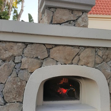 ITALIAN Wood Fired Pizza Oven In-Built