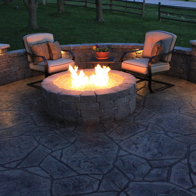 Example of a trendy patio design in Kansas City