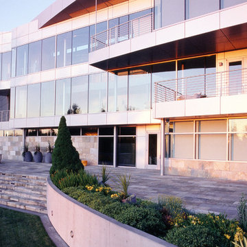 Lakota Residence