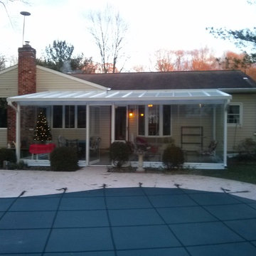 Lind Patio cover with Lumon Wall ststem