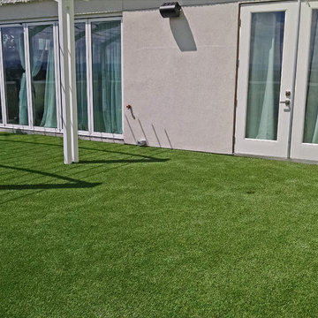 LoHi Artificial Grass Balcony