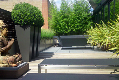 Contemporary Patio by MyLandscapes