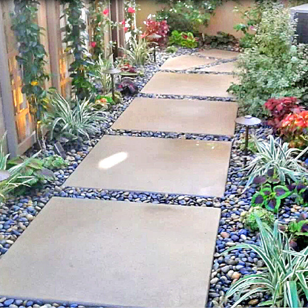 Paver With River Rock Photos & Ideas Houzz