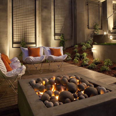 Patio - modern patio idea in San Francisco