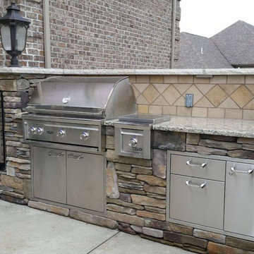 Lynx Grilling Area and Outdoor Living Space