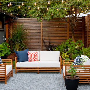 Modelo de patio retro, pequeño, sin cubierta, en patio, con adoquines de piedra natural