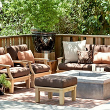 Outdoor Sofas and Chairs