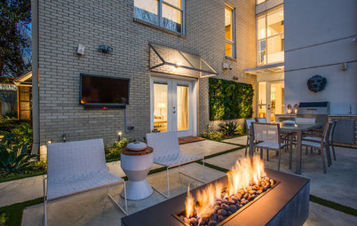 Patio of the Week: Contemporary Courtyard Extends Living Outside