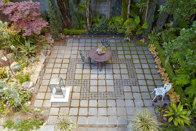 Inspiration for a classic patio in San Francisco.