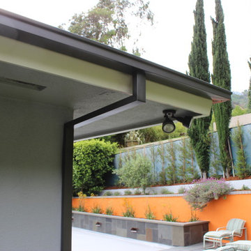Modern Rain Gutters - Photos & Ideas | Houzz