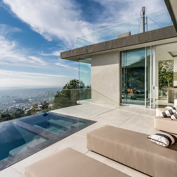 Modern House with breathtaking view. Hollywood Hills.