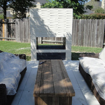 Modern Outdoor Living Space