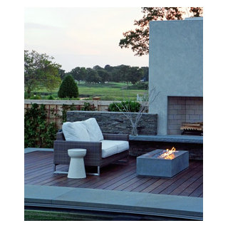 Modern Patio Design with Rectangular Outdoor Fireplace from Stardust ...