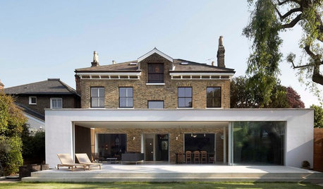 Arkitektur: 10 spektakulære britiske boliger blander gammelt og nyt.