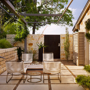 75 Mid-Century Modern Outdoor with a Pergola Ideas You'll Love - August ...