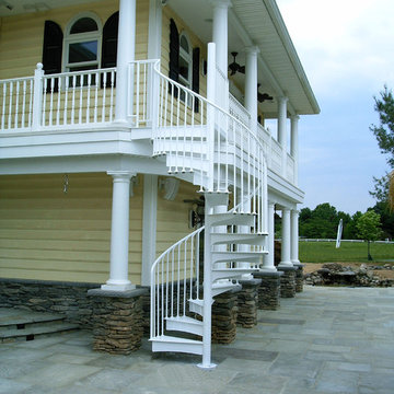 Modern Spiral Deck Stair Adds Architectural Interest and Function