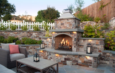 Trending Now: 15 Fire Pits and Outdoor Fireplaces to Warm Up By