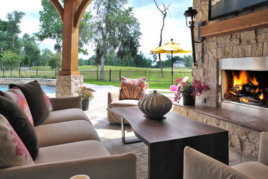 Inspiration for a contemporary patio remodel in Houston
