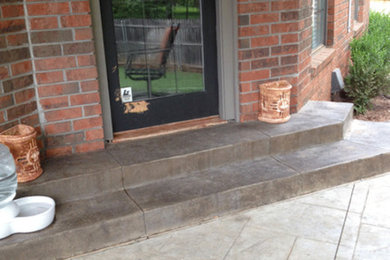 Patio - small backyard concrete patio idea in Oklahoma City