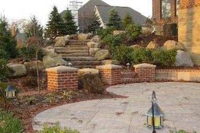 Example of a patio design in Cleveland