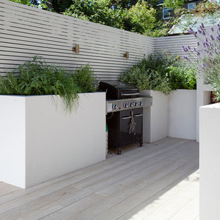 Foto di un patio o portico eclettico