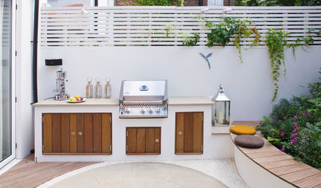 10 Small and Stylish Outdoor Kitchens