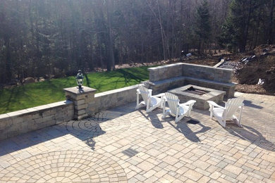 Inspiration for a timeless patio remodel in Portland Maine