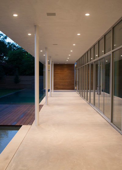 Modern Patio by NIMMO Architecture