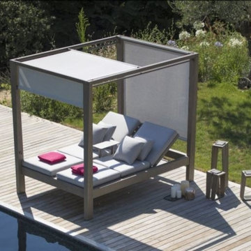 Outdoor Daybeds