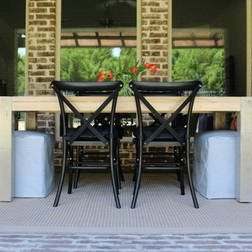 Outdoor Dining Space