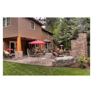 https://st.hzcdn.com/fimgs/pictures/patios/outdoor-fireplace-with-pizza-oven-paradise-restored-landscaping-and-exterior-design-img~8271e8d60e3f7458_8781-1-507408a-w320-h320-b1-p10.jpg