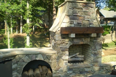 Outdoor Fireplaces & Fire Pits