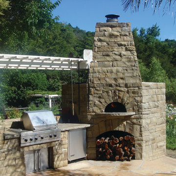Outdoor Gable Roof Wood Fired Pizza Ovens