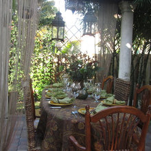 Outdoor Holiday Table