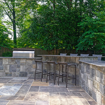 Outdoor Kitchen and Dining Area for the Best in Outdoor Living