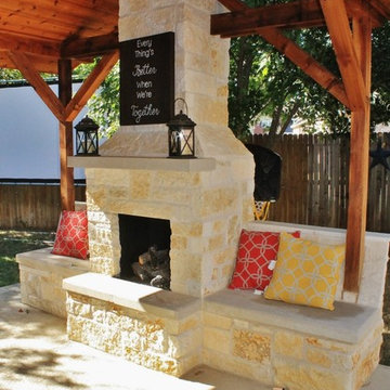 Outdoor Kitchen and firepits/fireplaces