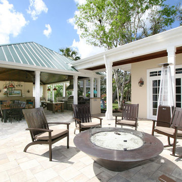 Outdoor Kitchen and Living Space in Alva, Florida