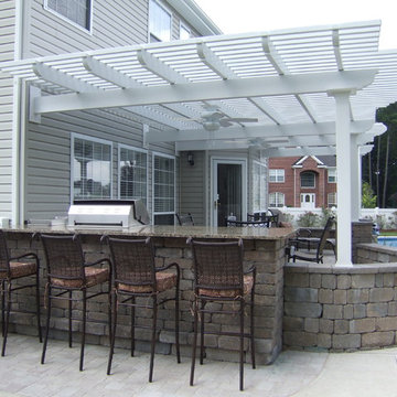 Outdoor Kitchen & Pergola