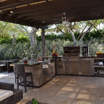 Outdoor Kitchen and pergola Project in South Florida
