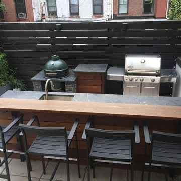 outdoor kitchen/bar