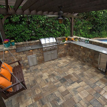 Outdoor Kitchen Photos