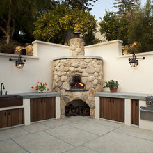 Pizza oven & outdoor patio